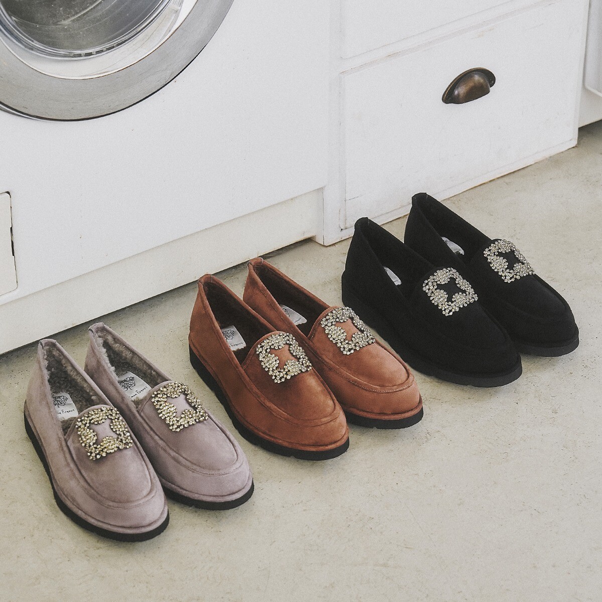 Pick Up ✨ ビジュー ローファー | エマフランシス | ショップニュース