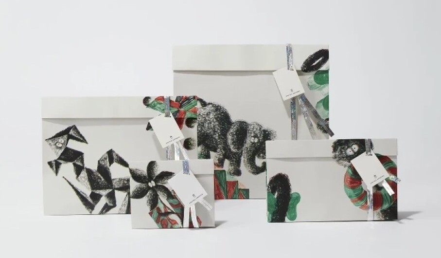 UA HOLIDAY 2025 ショッピングバッグ GIFTラッピング