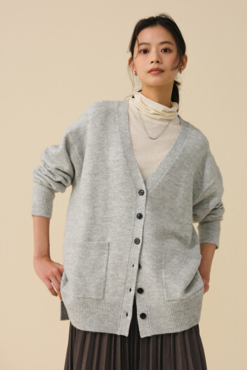 フワフワHugmeVネックカーディガン