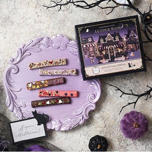 〈カフェ オウザン〉ハロウィン商品のご紹介 ■9月25日(金)～10月31日(金)まで ※なくなり次第終了 ■地下１階 和洋菓子ゾーン