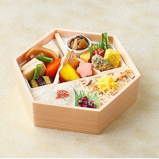 〈日本料理 なだ万〉ニューオープン！■2月26日(木) NEW OPEN！　 ■地下１階 惣菜ゾーン