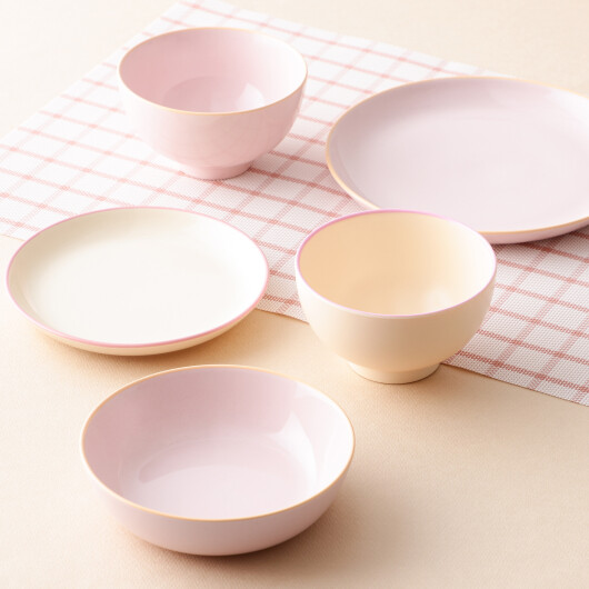 新生活におすすめしたい、普段使いにぴったりな食器セットのご紹介です！