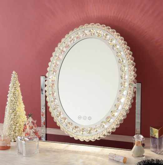 ＼1年間頑張った自分へのご褒美に💎✨／  憧れの女優ミラーをご紹介します🪞🪄 　