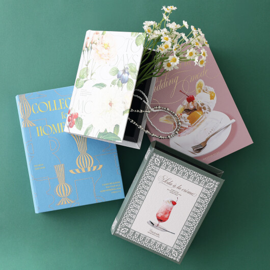 ＼𝗦𝗽𝗿𝗶𝗻𝗴&𝗦𝘂𝗺𝗺𝗲𝗿 𝗦𝗔𝗟𝗘開催中🚩／ ブック型の収納ボックスです📚✨