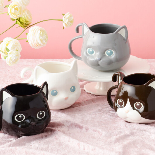 ＼暗闇で光る！✨／ハロウィンアイテムが登場しました🐈‍⬛🐈  