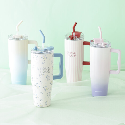 ＼7月31日(金)より展開スタート🌼／ リラックスタイムのお供にぴったりな大容量のステンレスマグ🥤