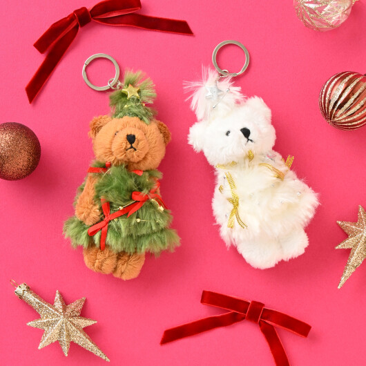 ＼今年も登場✨／ツリーに扮したキュートなくまのキーホルダーです🧸🎀