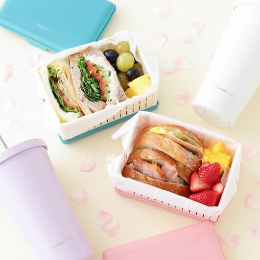 【NEW✨】お花見にもおすすめ🌸 バイカラーのデザインがおしゃれな、サンドイッチボックスです🥪