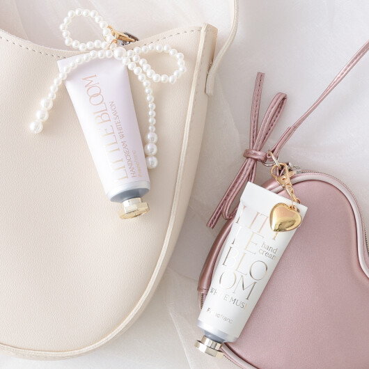 【2026 Spring Collection🦋】 持ち運びにもぴったりなハンドクリーム🎀🫧 　