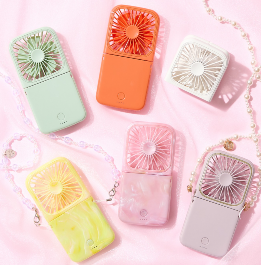 ＼3月19日(金)より発売✨／コンパクトで多機能なフレ スマートハンディファンの新デザインが登場しました🌈💫