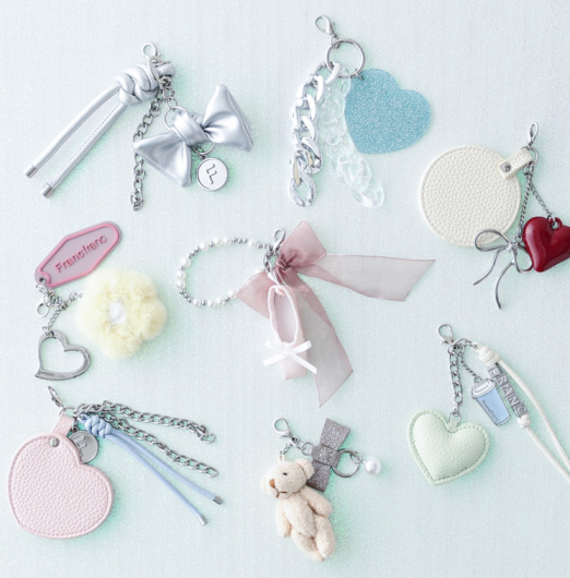 【2026 Spring Collection🦋】 チャーム付きステンレスボトルやタンブラーに取り付けられるチャームが登場しました🧸🩰