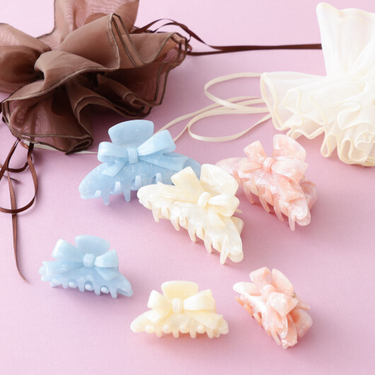 ご自宅でも外出先でも使いやすいヘアアクセサリーが新登場しました✨