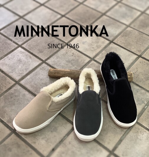 『MINNETONKA 』ファースリッポン