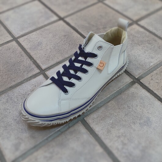 新色入荷中！『SPINGLE』人気モデル442