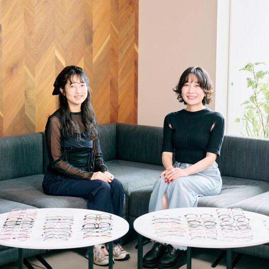 資生堂ヘアメイクアップアーティスト×Zoff共同開発「肌補正レンズ」特集公開中！