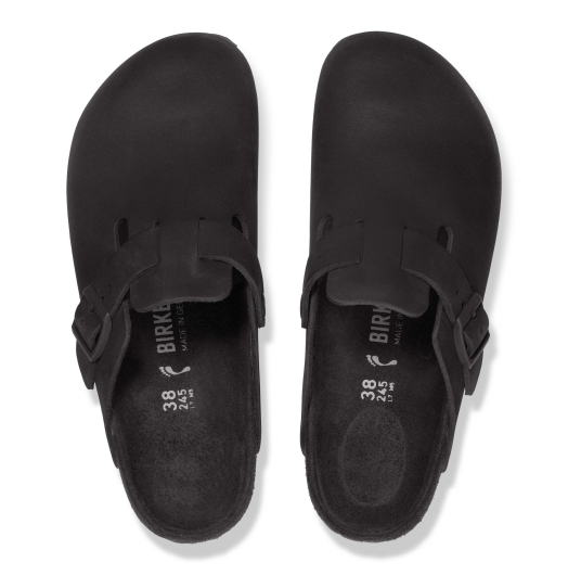 大人気のクロッグスタイル、BOSTONがオールブラックのレザーでシックに。