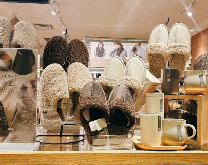 【あったかスリッパ】続々入荷中!