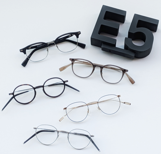 E5 eyevan  ー 機能美を極めた、ストレスフリーな掛け心地のアイウェア