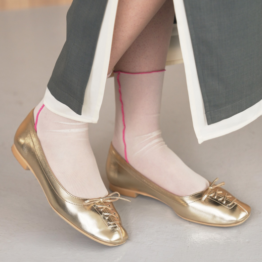 甲高さんも楽🎵フラットシューズ